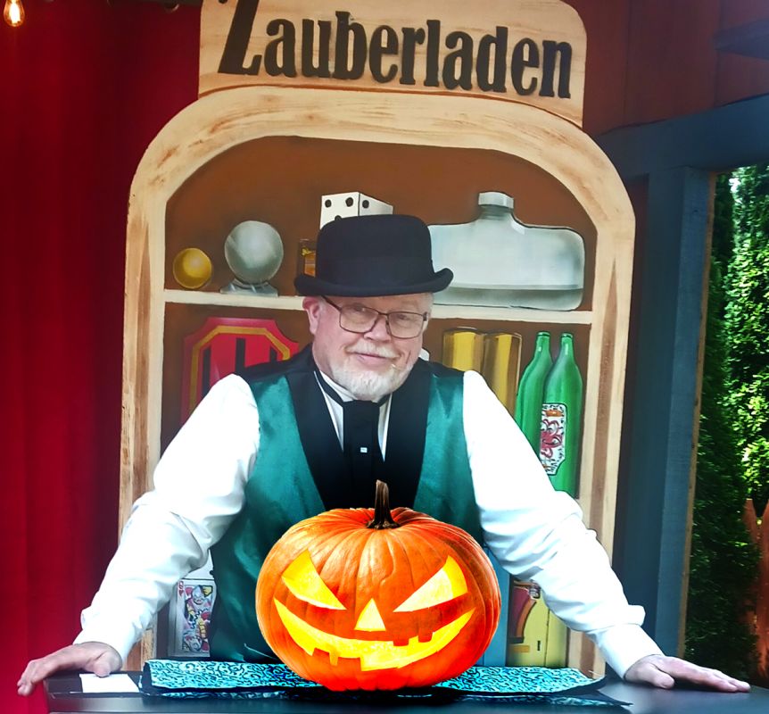Halloweenish Magic Show